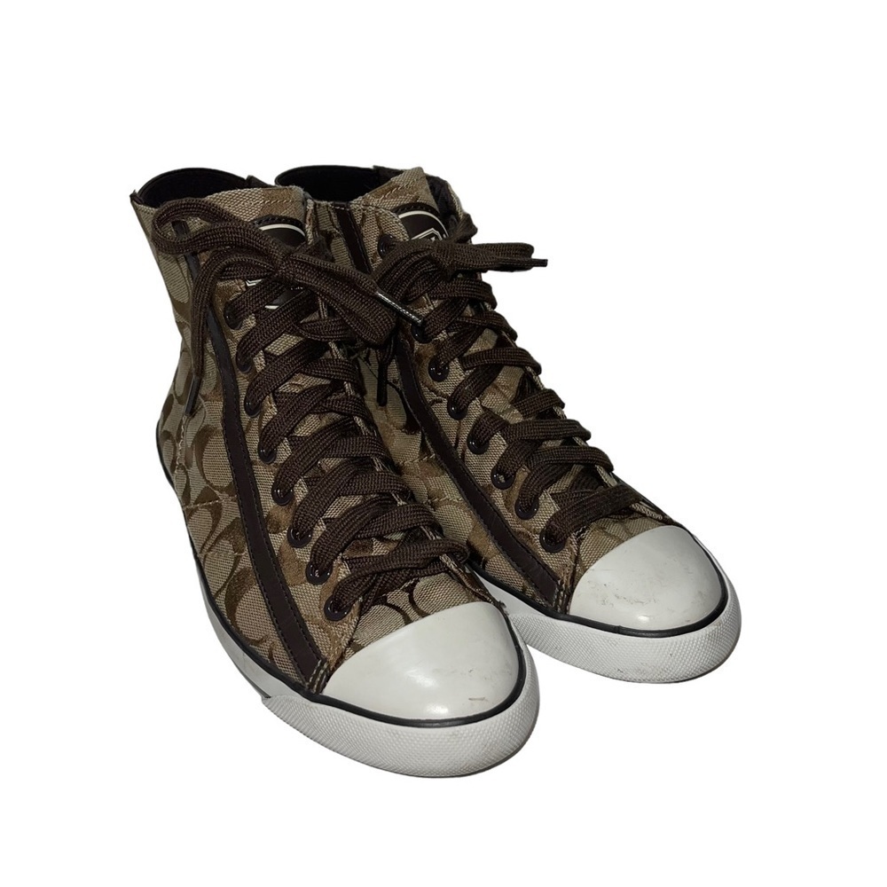 Coach Woman Shoes Size 7 !